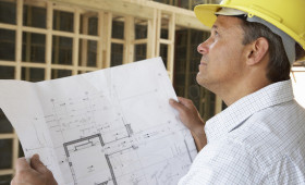 arkhitektoriv-bez-profilnoyi-osviti-chekaie-anuliuvannia-sertifikata